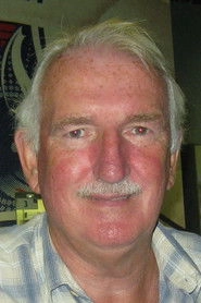 Ảnh diễn viên Alex Stepney